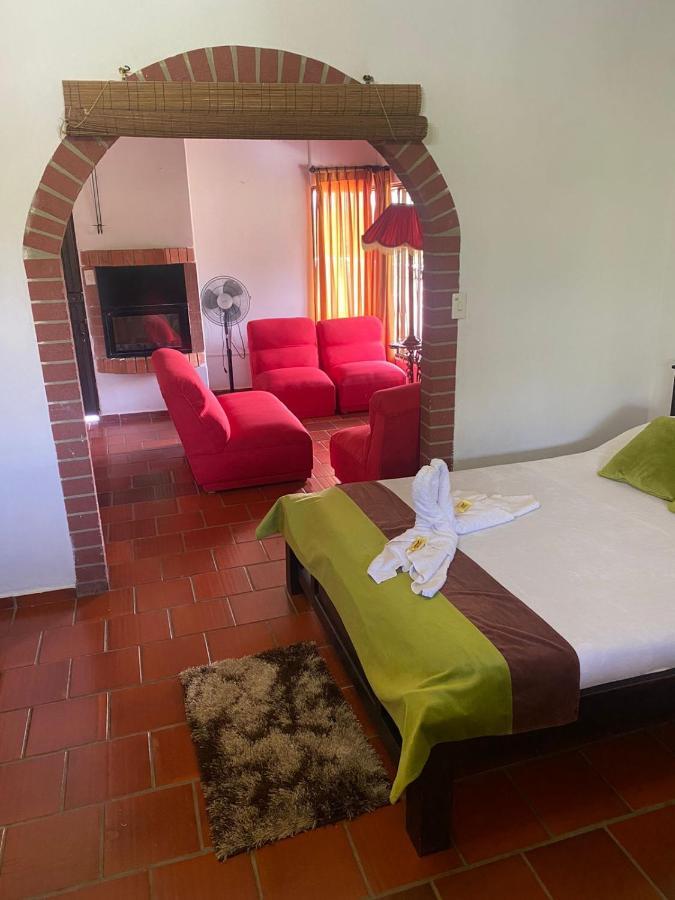 Hotel Campestre La Loma Curití Exterior foto